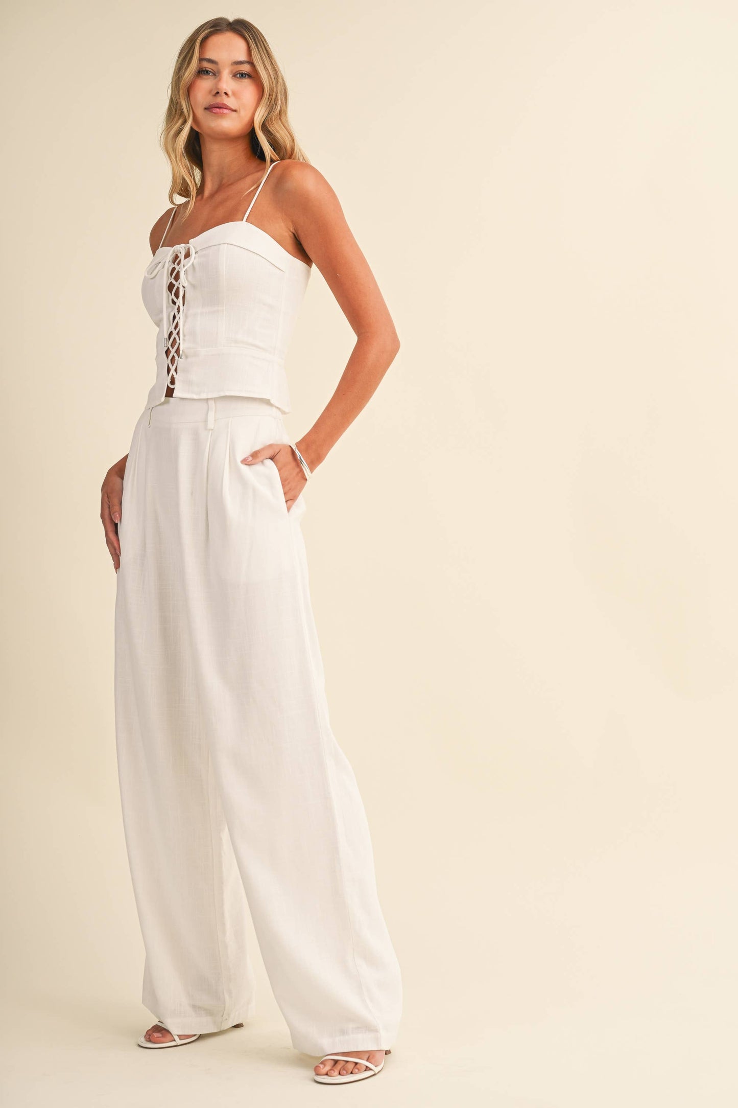 The Santorini Linen Set